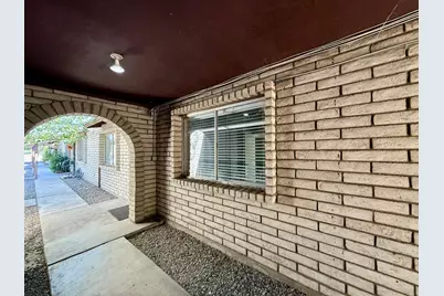 2201 W Belmont Avenue #Apt 4, Phoenix, AZ 85021 - Photo 2