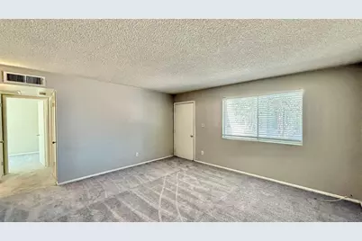 2201 W Belmont Avenue #Apt 4, Phoenix, AZ 85021 - Photo 8