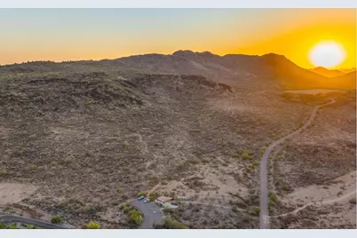 27711 N 38th Drive, Phoenix, AZ 85083 - Photo 36