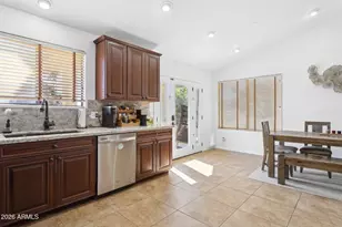 1255 W Sea Shell Dr, Gilbert, AZ 85233 - Photo 8