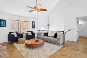 1255 W Sea Shell Dr, Gilbert, AZ 85233 - Photo 4