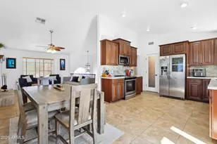 1255 W Sea Shell Dr, Gilbert, AZ 85233 - Photo 6