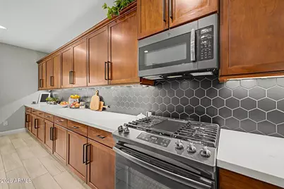 21117 N 37th Run, Phoenix, AZ 85050 - Photo 14