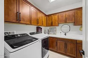 21117 N 37th Run, Phoenix, AZ 85050 - Photo 32
