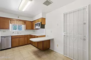 6449 E Des Moines St, Mesa, AZ 85205 - Photo 16