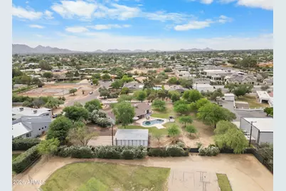7026 E Sunnyside Drive, Scottsdale, AZ 85254 - Photo 8