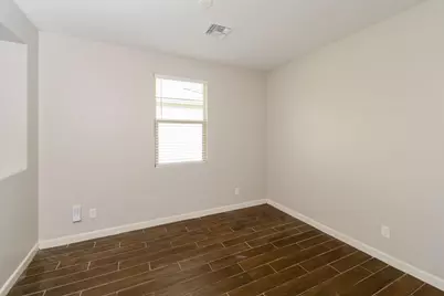 23118 N 178th Lane, Surprise, AZ 85387 - Photo 4