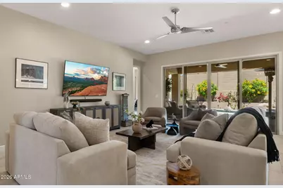11588 W Candelilla Way, Peoria, AZ 85383 - Photo 10