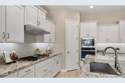 11588 W Candelilla Way, Peoria, AZ 85383 - Photo 16