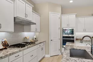 11588 W Candelilla Way, Peoria, AZ 85383 - Photo 16