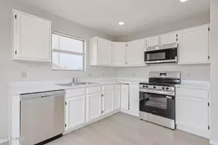 6910 N 78th Ave, Glendale, AZ 85303 - Photo 12