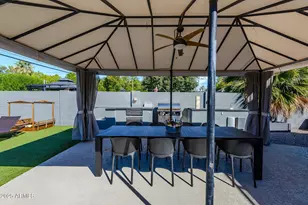4514 N 35th Pl, Phoenix, AZ 85018 - Photo 16
