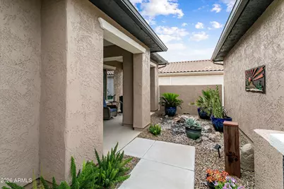 27165 W Tonopah Drive, Buckeye, AZ 85396 - Photo 8