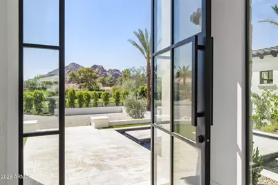 6610 N Mountain View Drive, Paradise Valley, AZ 85253 - Photo 2