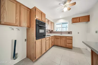 11007 N 109th Avenue, Sun City, AZ 85351 - Photo 16