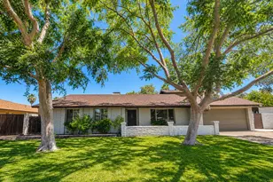 13615 N 45th St, Phoenix, AZ 85032 - Photo 2