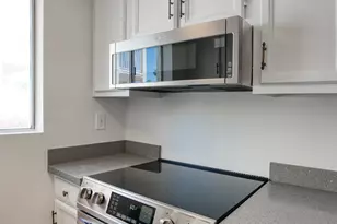8502 N Central Ave, Phoenix, AZ 85020 - Photo 10