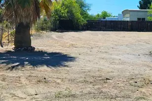 64678 Harcuvar Dr, Salome, AZ 85348 - Photo 16