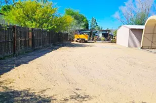 64678 Harcuvar Dr, Salome, AZ 85348 - Photo 12