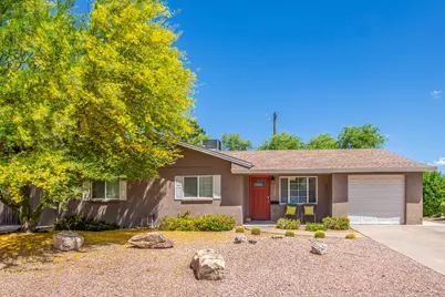 7754 E Catalina Drive, Scottsdale, AZ 85251 - Photo 2