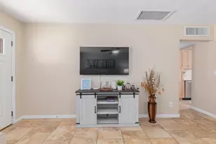 7754 E Catalina Dr, Scottsdale, AZ 85251 - Photo 10