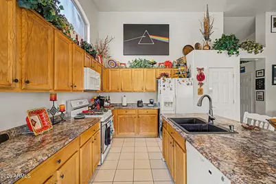 7156 E Lobo Avenue, Mesa, AZ 85209 - Photo 14