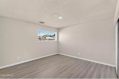 4534 W Vogel Avenue, Glendale, AZ 85302 - Photo 16