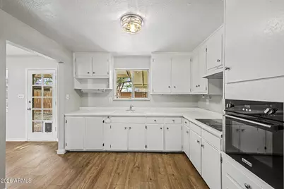 3901 W Griswold Road, Phoenix, AZ 85051 - Photo 20
