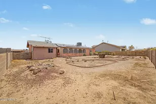 9867 W Heather Dr, Arizona City, AZ 85123 - Photo 26
