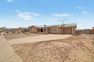 9867 W Heather Dr, Arizona City, AZ 85123 - Photo 2