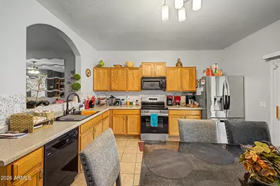 6434 S 10th Drive, Phoenix, AZ 85041 - Photo 14