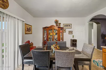 6434 S 10th Drive, Phoenix, AZ 85041 - Photo 12