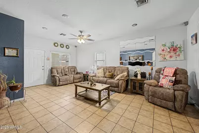6434 S 10th Drive, Phoenix, AZ 85041 - Photo 4