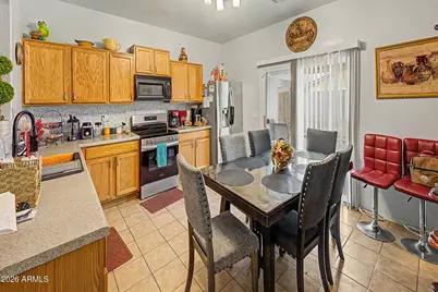 6434 S 10th Drive, Phoenix, AZ 85041 - Photo 8