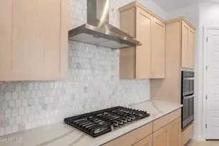 25690 N 167th Ln, Surprise, AZ 85387 - Photo 18