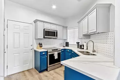5400 S Hardy Drive #113, Tempe, AZ 85283 - Photo 1