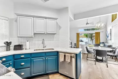 5400 S Hardy Drive #113, Tempe, AZ 85283 - Photo 4