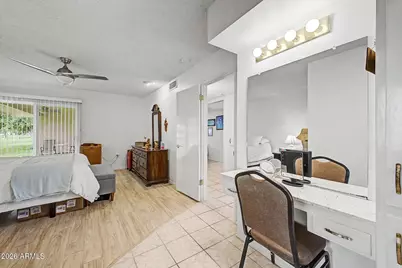 10840 W Caron Drive, Sun City, AZ 85351 - Photo 20