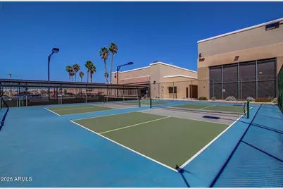 10840 W Caron Drive, Sun City, AZ 85351 - Photo 38