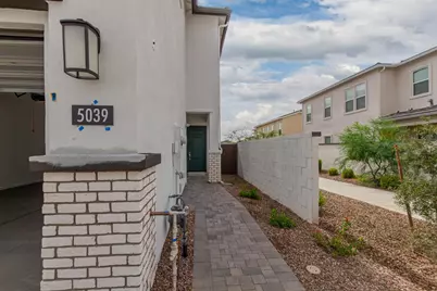 5039 E Campo Bello Drive, Scottsdale, AZ 85254 - Photo 4