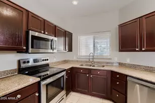 10758 W Alvarado Rd, Avondale, AZ 85392 - Photo 12