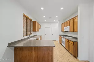 1633 W Lacewood Pl, Phoenix, AZ 85045 - Photo 18