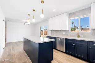 2002 N 54th Ln, Phoenix, AZ 85035 - Photo 16