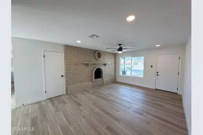 2002 N 54th Lane, Phoenix, AZ 85035 - Photo 18