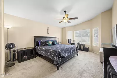 8401 W Laurel Lane, Peoria, AZ 85345 - Photo 12