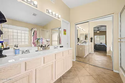 8401 W Laurel Lane, Peoria, AZ 85345 - Photo 14
