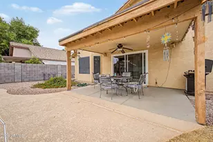 8401 W Laurel Ln, Peoria, AZ 85345 - Photo 24