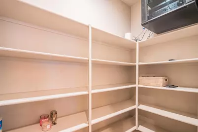 3850 E Crittenden Lane, Phoenix, AZ 85018 - Photo 8