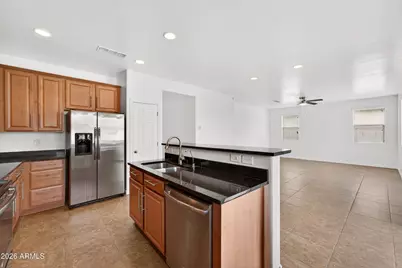 11744 W Maui Lane, El Mirage, AZ 85335 - Photo 18