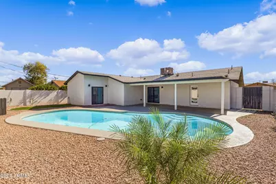 7308 E Granada Road, Scottsdale, AZ 85257 - Photo 2